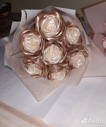 Букеты из атласных лент