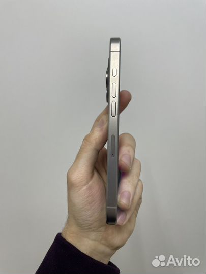 iPhone 15 Pro, 256 ГБ