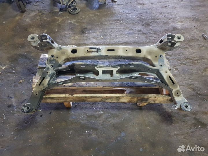 Балка задняя (Hyundai Sonata)