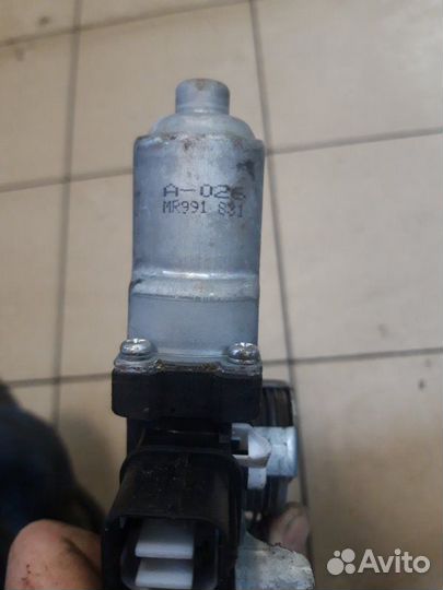 Стеклоподъемник задний левый Mitsubishi Lancer 9