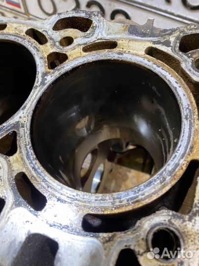 Блок цилиндров Ford Mondeo 3 2.0 2003