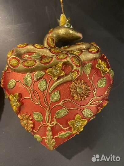 Елочная игрушка змея сердце ручная работа