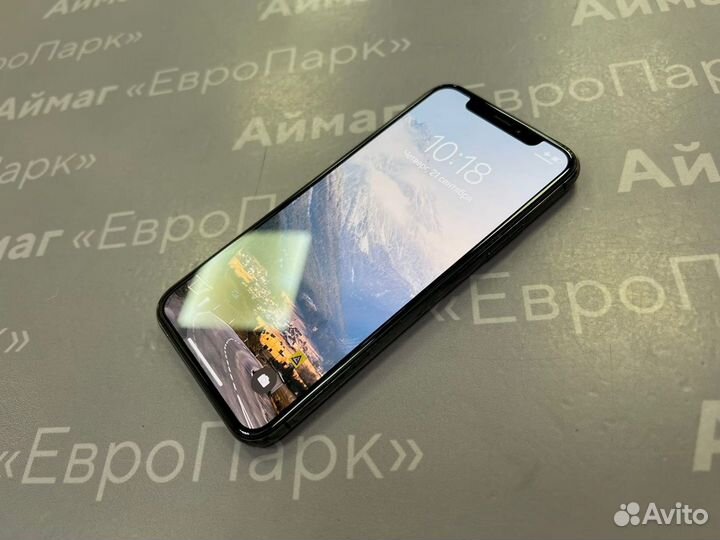 Apple iPhone X 256Gb Serii Kosmos