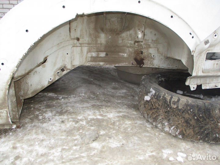 Крыло заднее левое Ford Explorer 5 (U502)