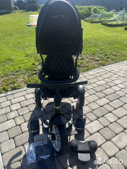 Велосипед трехколесный с ручкой Bentley BN2O