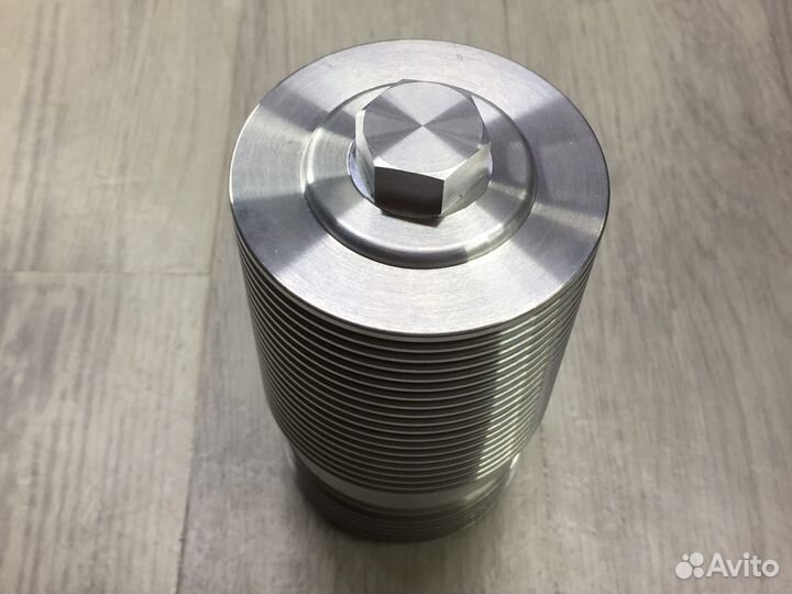 Корпус масляного фильтра двигателя VAG с магнитом