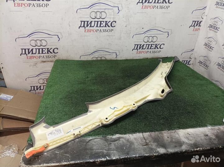 Обшивка стойки передней левой Audi Audi A8 4E 2