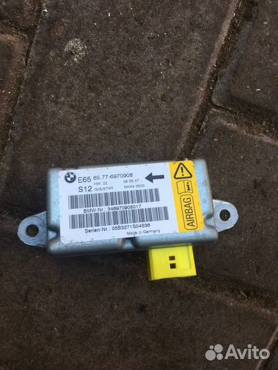 Датчик удара передний правый Bmw 7 E65 4.4 2003