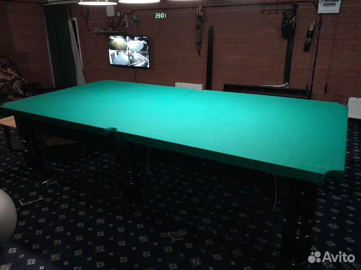 Бильярдный стол для пирамиды 