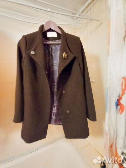 Женское демисезонное пальто