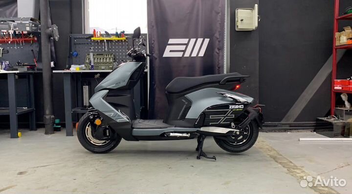 Электроскутер zeeho AE8S+