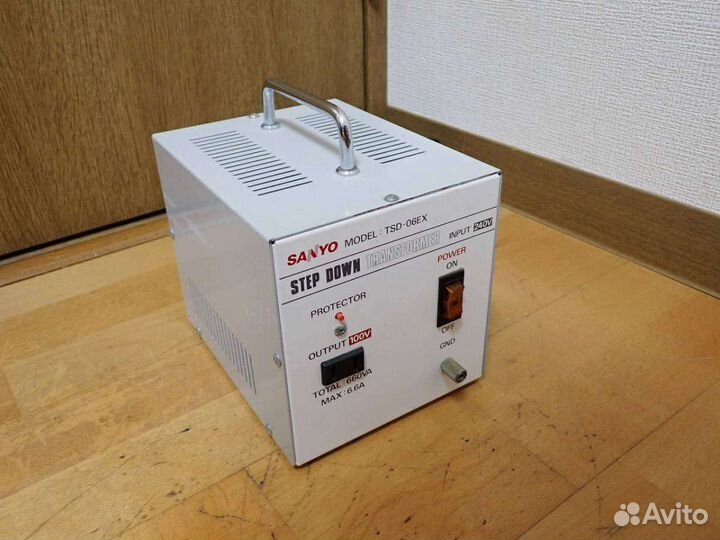 Трансформатор понижающий Sanyo TSD-06EX 240-100V