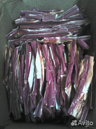 Пакеты из под корма whiskas 1,9кг