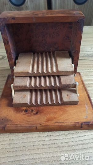 Портсигар деревянный настольный