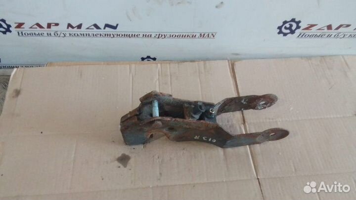 Замок кабины водителя правый Man Tgl / Tgm / Tga