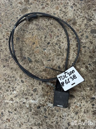 Трос открывания капота Hyundai Tucson JM