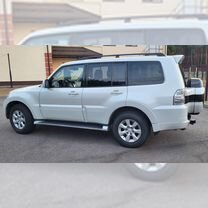 Mitsubishi Pajero 3.2 AT, 2014, 260 000 км, с пробегом, цена 2 450 000 руб.