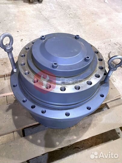 Бортовой редуктор Komatsu PC130-7K TZ270B1000-00