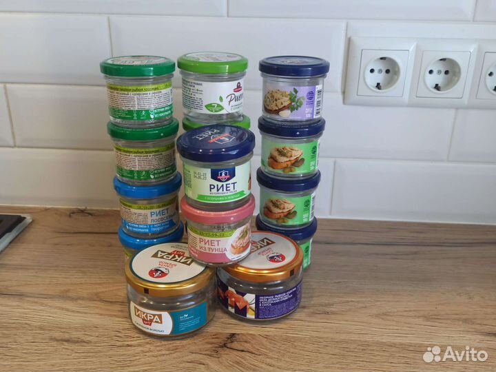 Банки стеклянные 100 г и 180г всего 17 шт