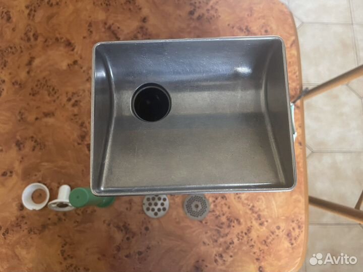 Мясорубка Braun Power Plus 1100