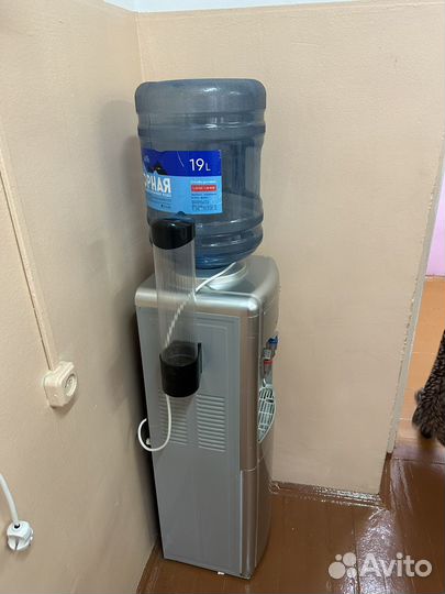 Кулер для воды с холодильником бу