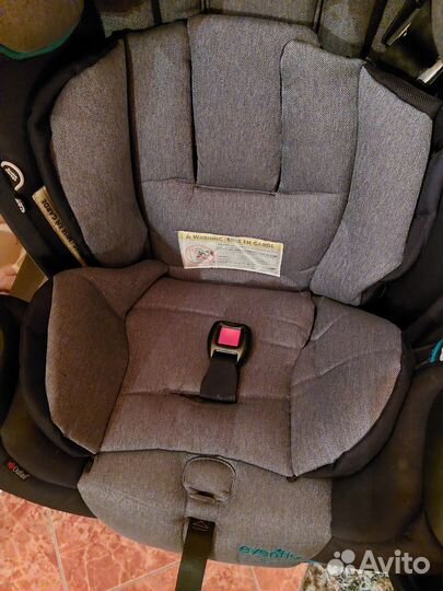 Автомобильное детское кресло от 9 до 36 кг