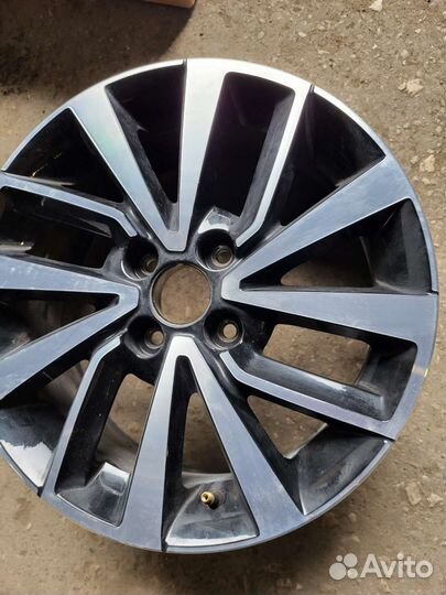 Диск гранта r15 литой 1штука