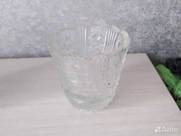 Хрустальная ваза, салатники,конфетницы