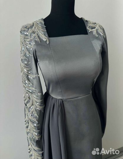 Вечернее платье