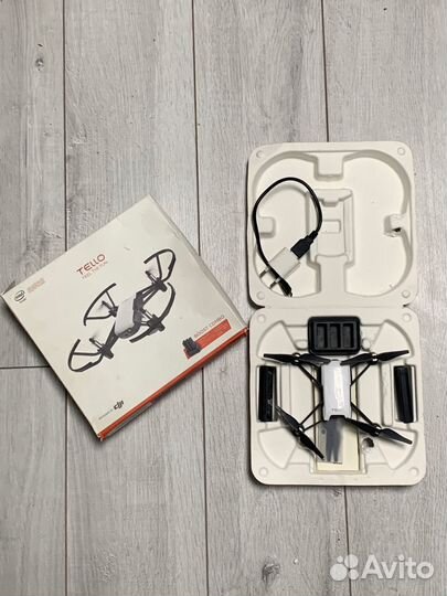 Квадрокоптер dji ryze tello boost combo