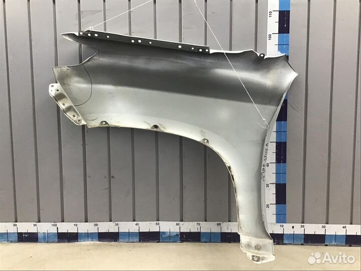 Крыло переднее правое Toyota Land Cruiser (150) -P