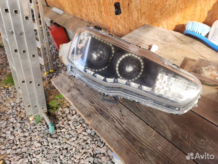 Фары mitsubishi lancer 10