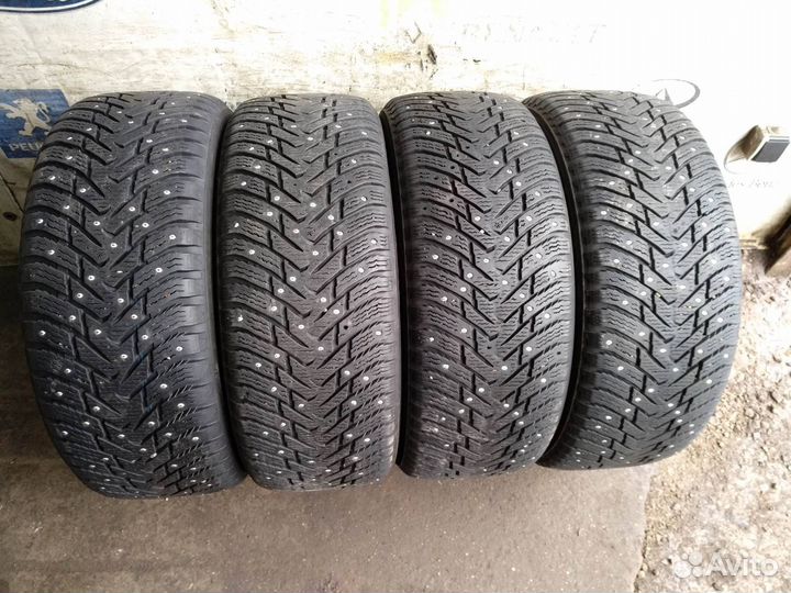 Nokian Tyres Hakkapeliitta 8 235/55 R17 103T