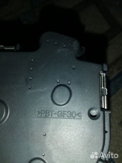 Дроссельная заслонка