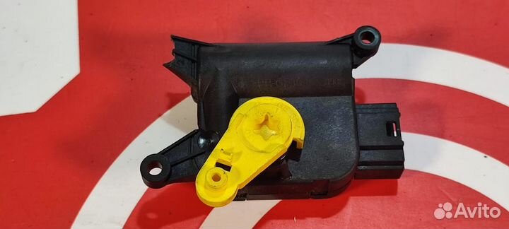 Мотор заслонки отопителя Audi VW Skoda