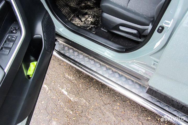 Пороги на Тойота рав4/RAV4 2020