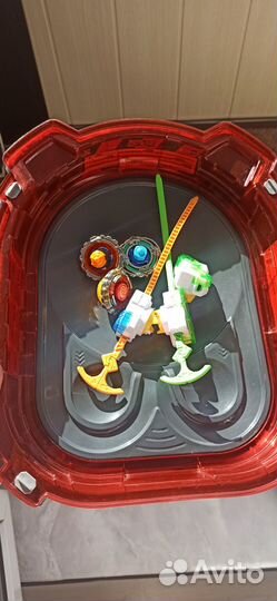 Арена infiniti надо+волчки 3 шт