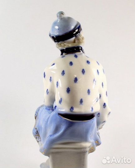 Фарфоровые статуэтки