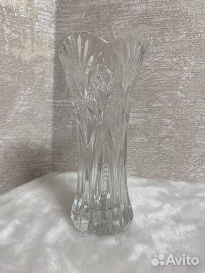 Хрустальная ваза