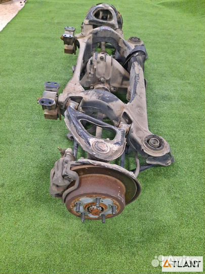 Балка задняя toyota mark II