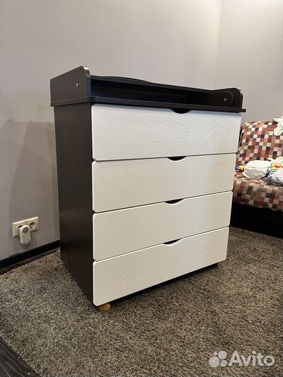 Пеленальный комод с матрасом