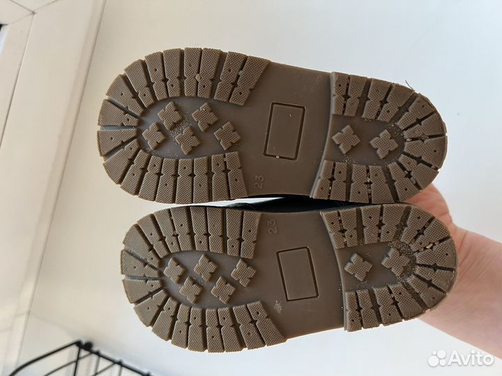 Полуботинки, туфли кожаные состояние нового 23