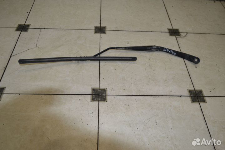 Поводок дворника правый Чери Tiggo T11