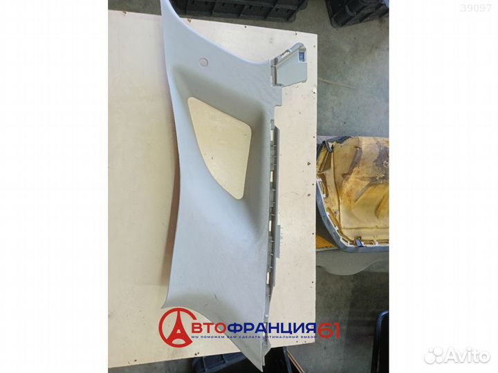 Накладка стойки задней, 769350037R renault megane