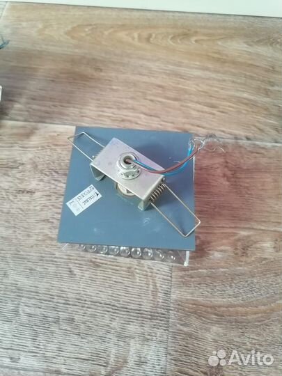 Светильники 6 шт. для натяжного потолка