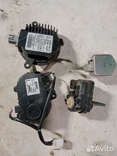 Блок розжига корректор фары Infinite Nissan