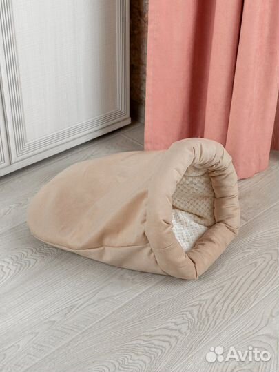 Лежанка для кошек и собак мелких пород новая