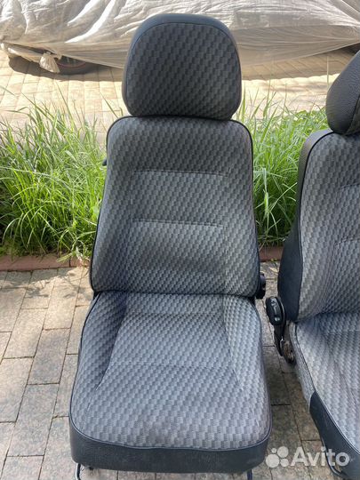 Продам сиденья от нивы