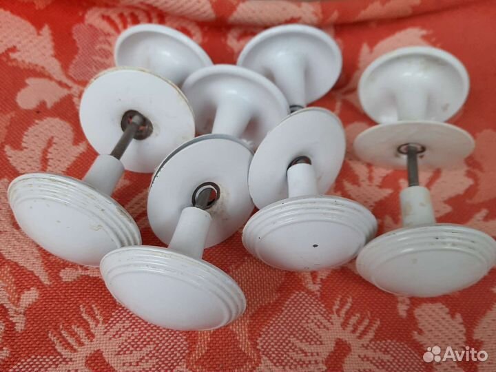 Дверные ручки