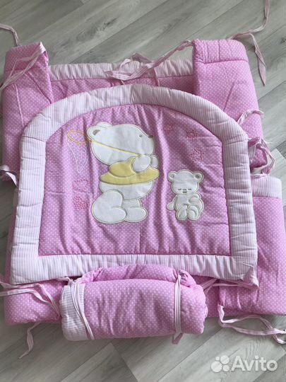 Бортики в кроватку